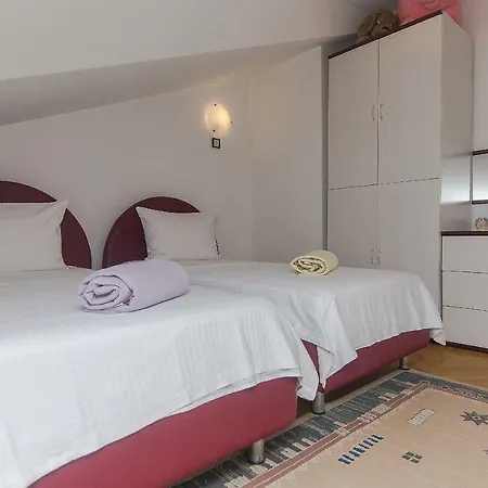 Apartman Podgora * Podgora