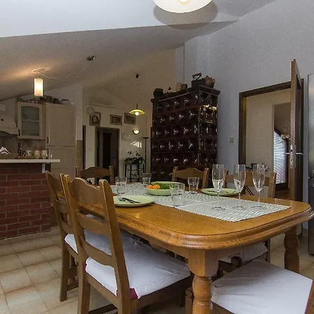 Apartment Apartman Podgora Podgora